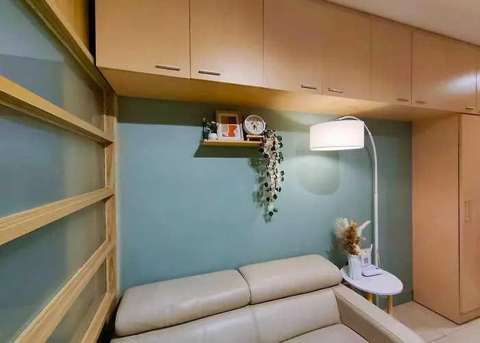 Citispace 1br Condotel At Ridgewood Towers Near Bgc Airport #rw06a *