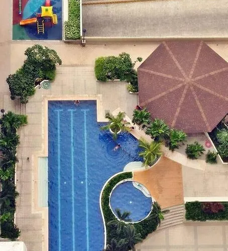 Citispace 1br Condotel At Ridgewood Towers Near Bgc Airport #rw06a * Manila