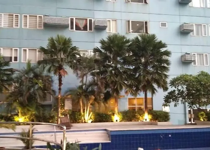 Citispace 1br Condotel At Ridgewood Towers Near Bgc Airport #rw06a Apartment *